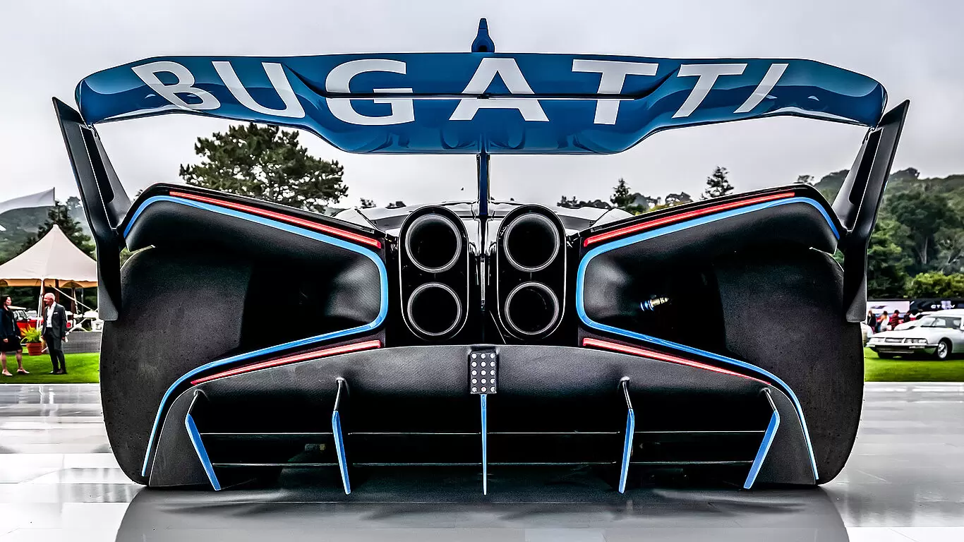 Bugatti Chiron Super Sport and Bolide