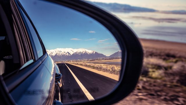 Why place a bag on car mirror