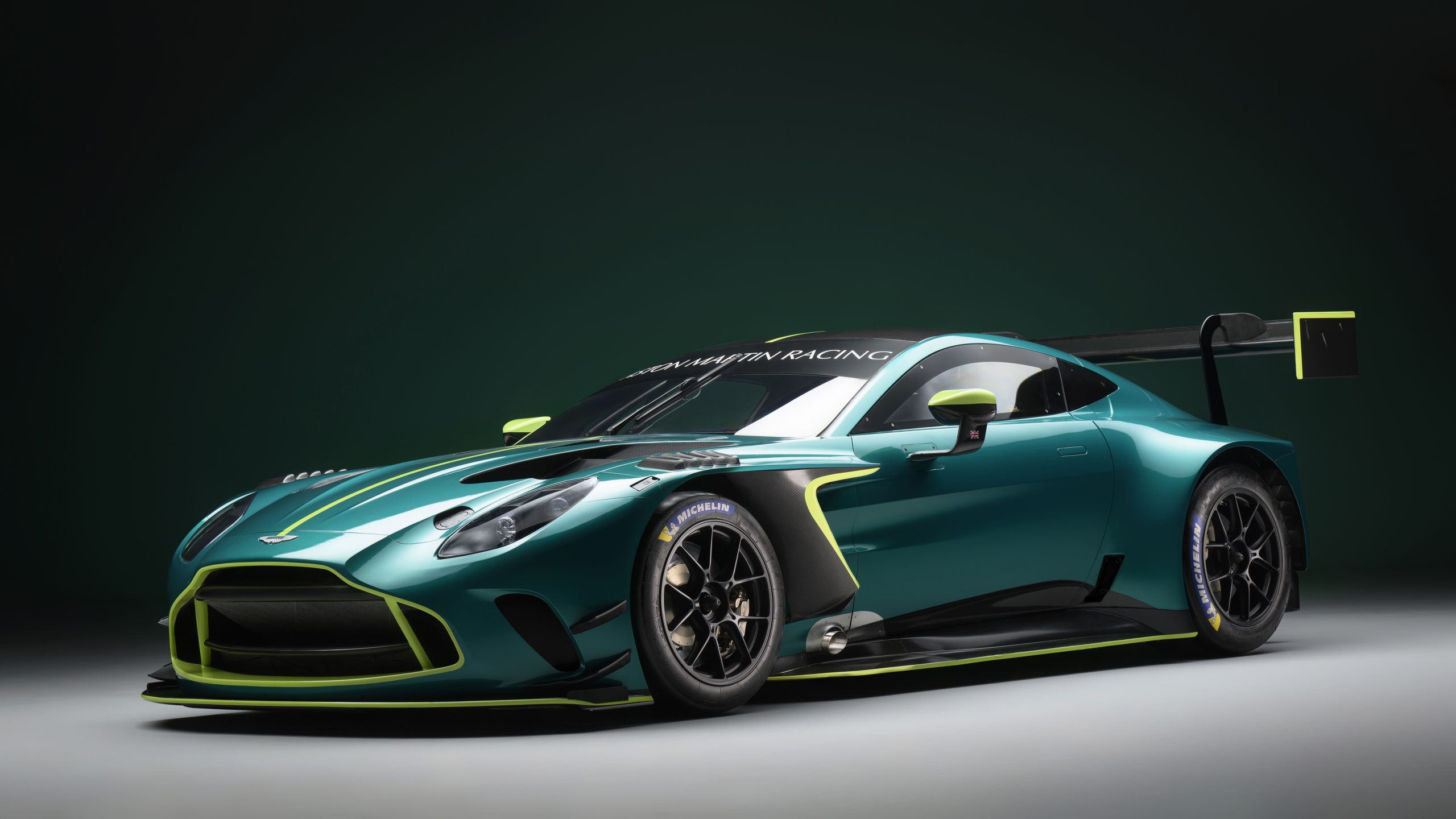 New Aston Martin Vantage GT3 to fight for glory on Nürburgring 24 Hours debut