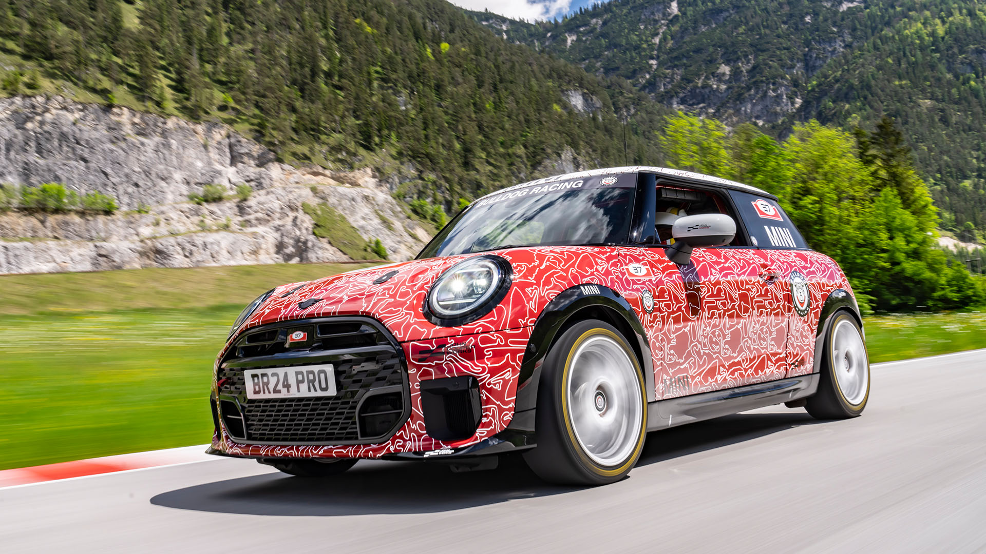 New MINI John Cooper Works to Debut at 24 Hours of Nürburgring Ahead of its World Premiere