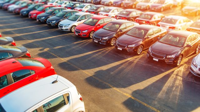 New car market holds steady as fleets drive growth