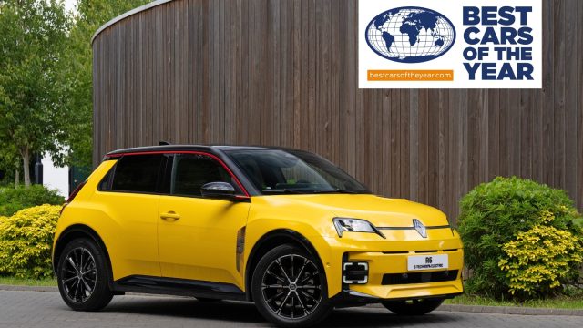 Renault 5 E-Tech 100% electric is judged to be the ‘Best Car of the Year’ by industry experts and the public