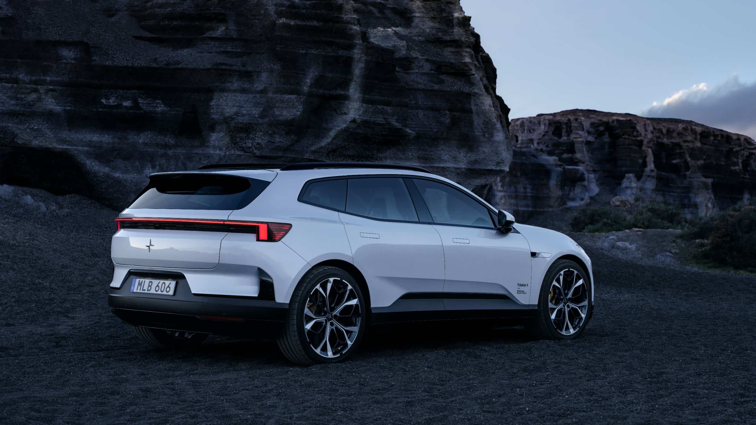 Polestar 4 SUV Priced From £54,750 With Up to 391 Miles of Range - motoringchronicle