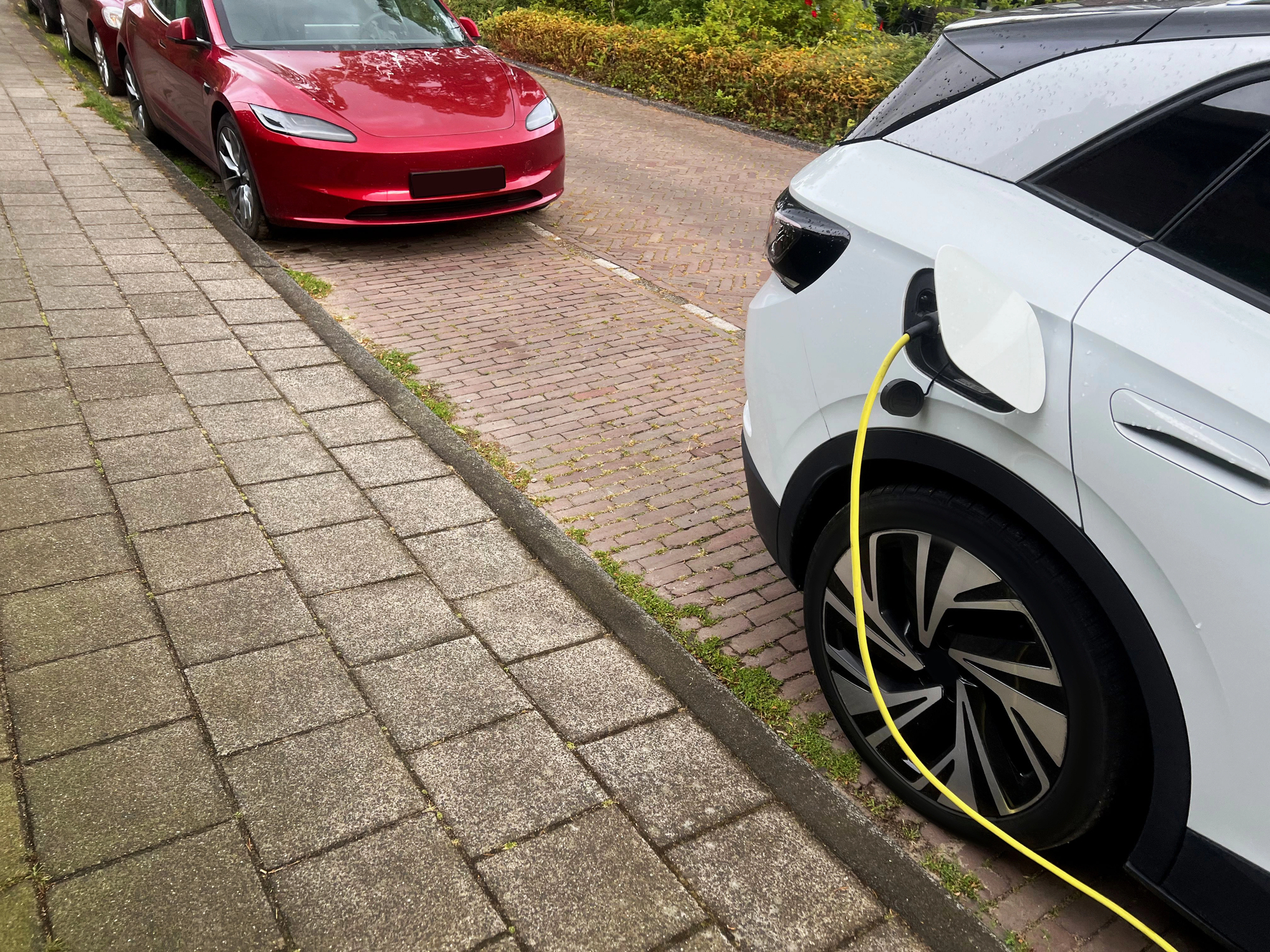 Millions Without Driveways Shut Out of New EV Charging Rules in Conservation Areas - motoringchronicle