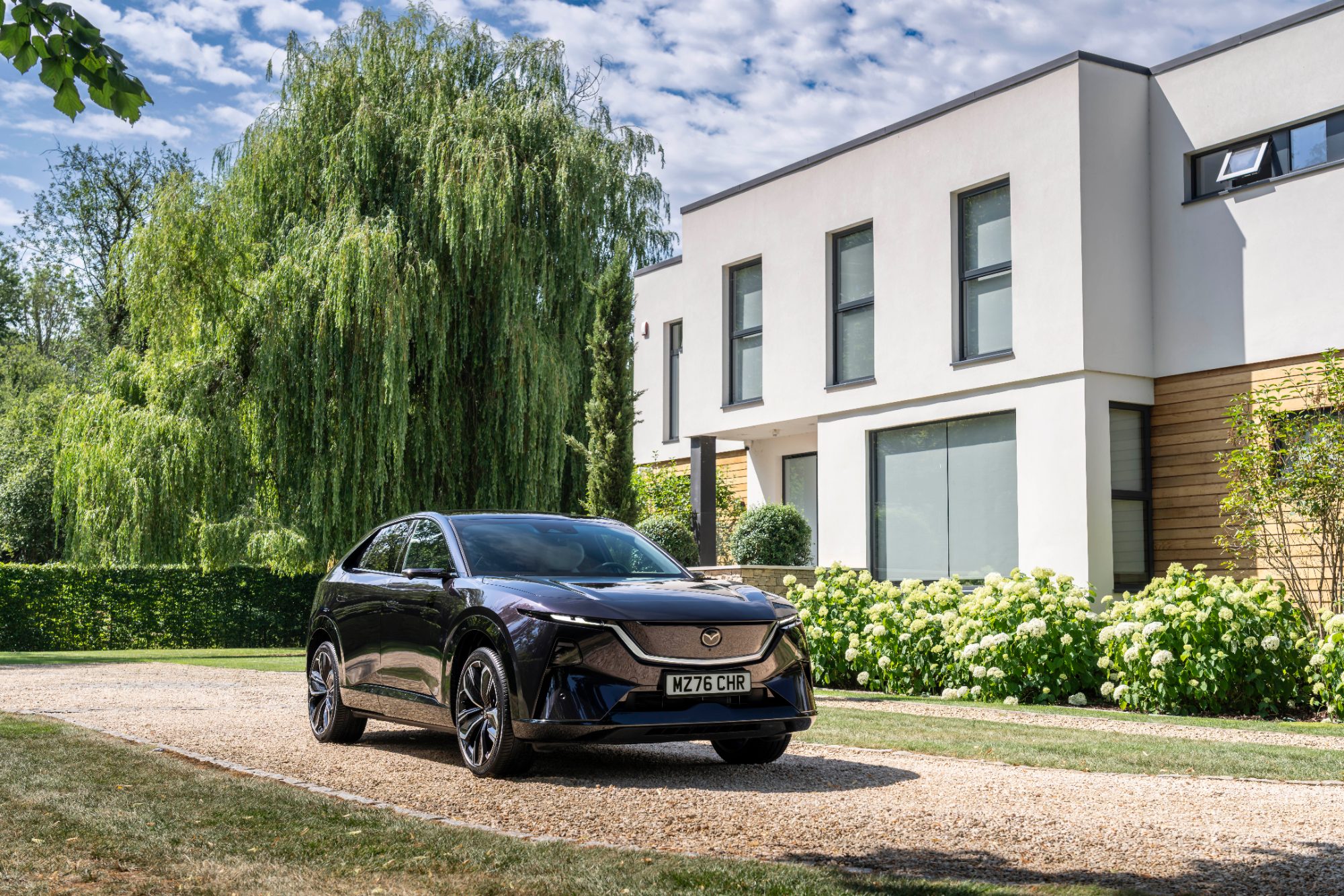 Mazda CX-6e Arrives in the UK from £42,990 Ahead of November Launch - Motoring Chronicle