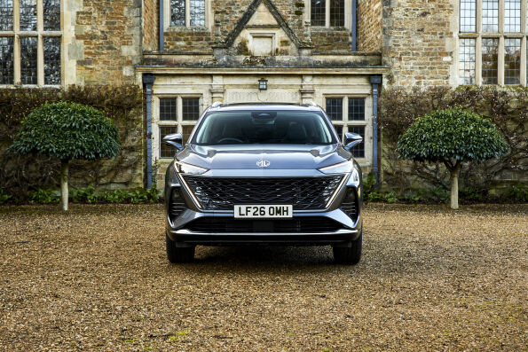 MG S9 PHEV Seven-Seat Hybrid SUV Starts at £34,210, Beats £40,000 Tax Threshold - motoringchronicle