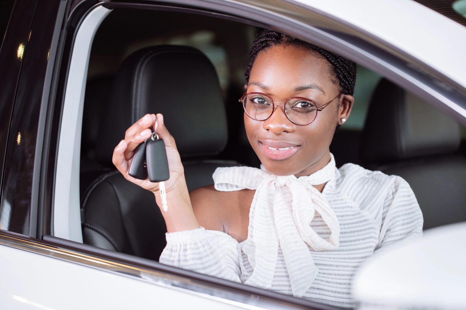 How to Replace a Car Key Fob Battery (and What a Garage Charges) - Motoring Chronicle