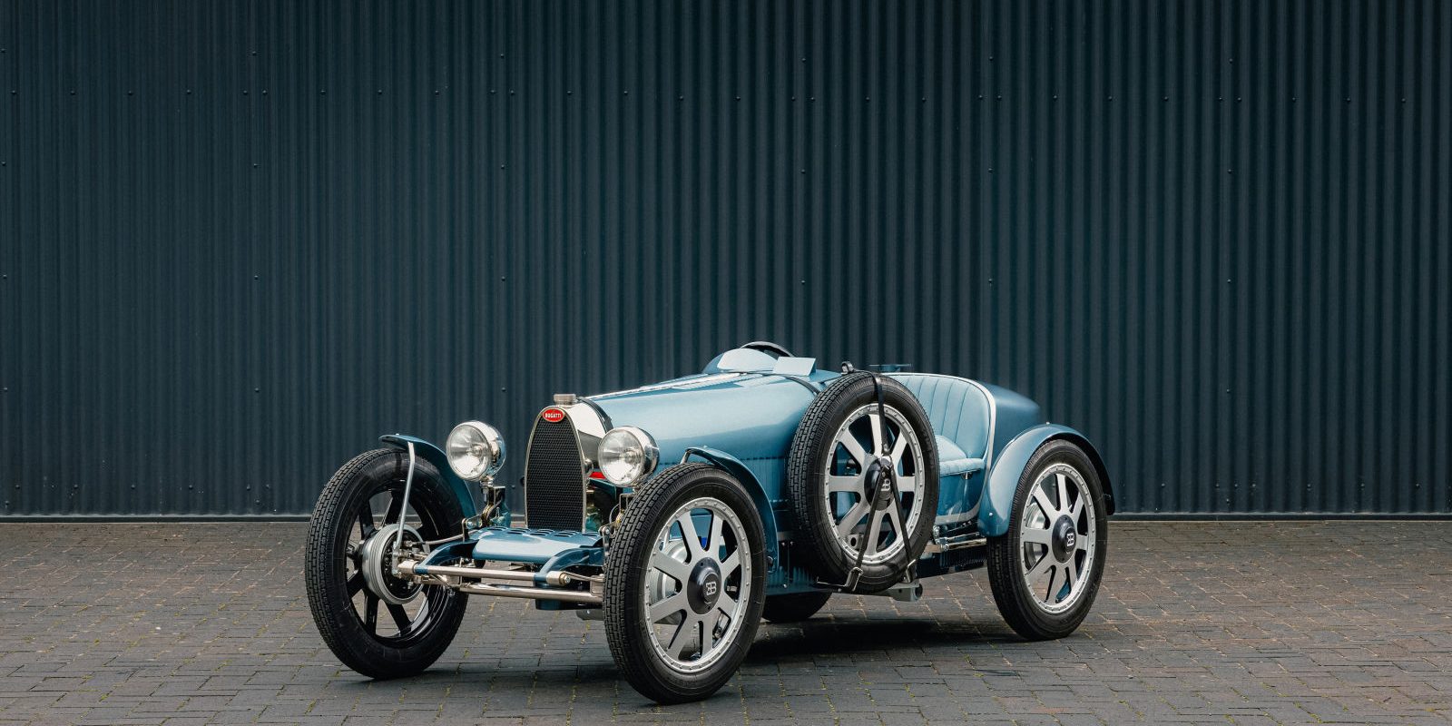 01 BUGATTI Baby Bugatti Tourbillon Edition