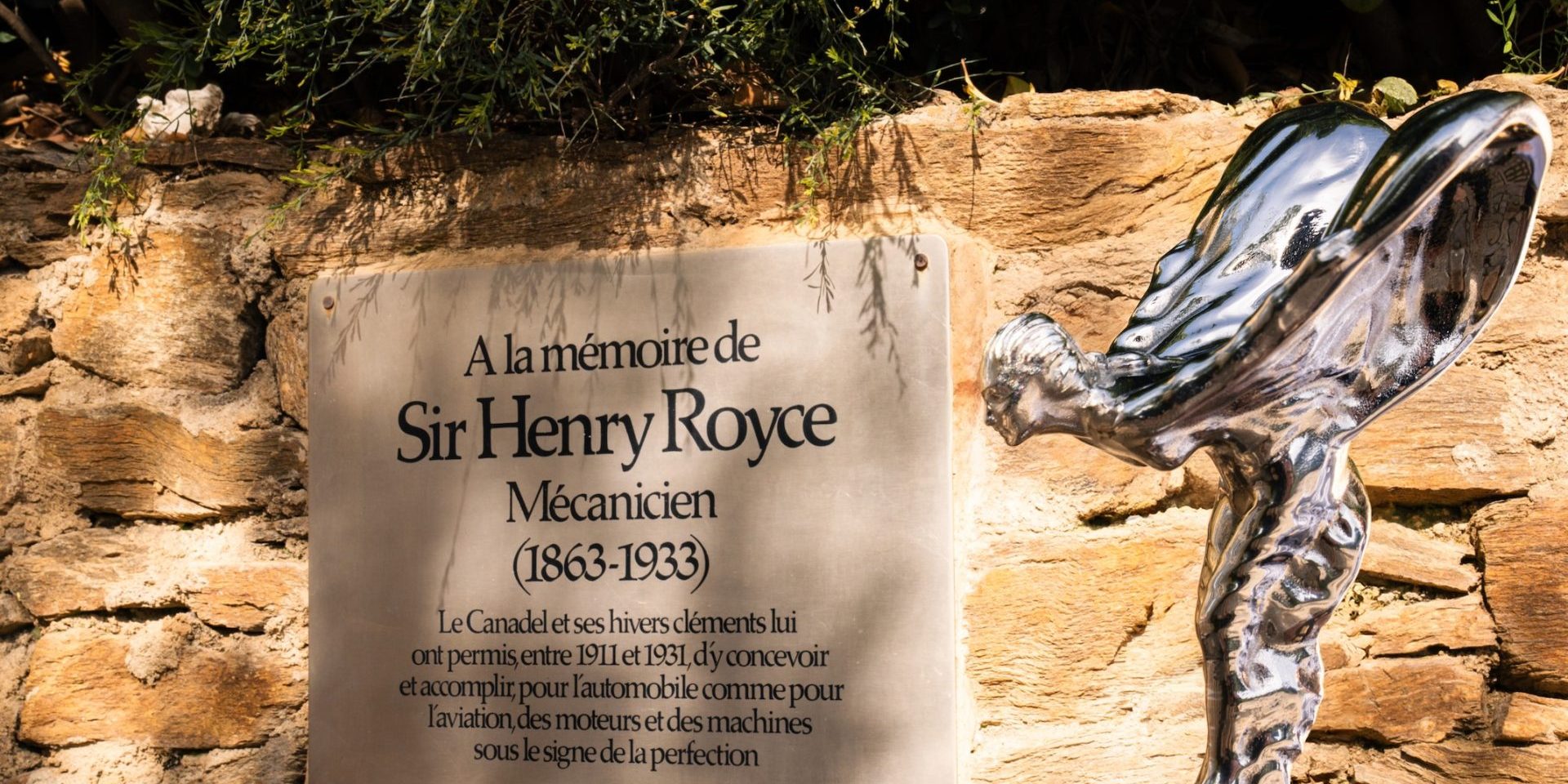 1. SoE x Henry Royce sign