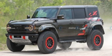 2024 Ford Bronco Raptor Spied With Painted Fender Flares, New Graphics