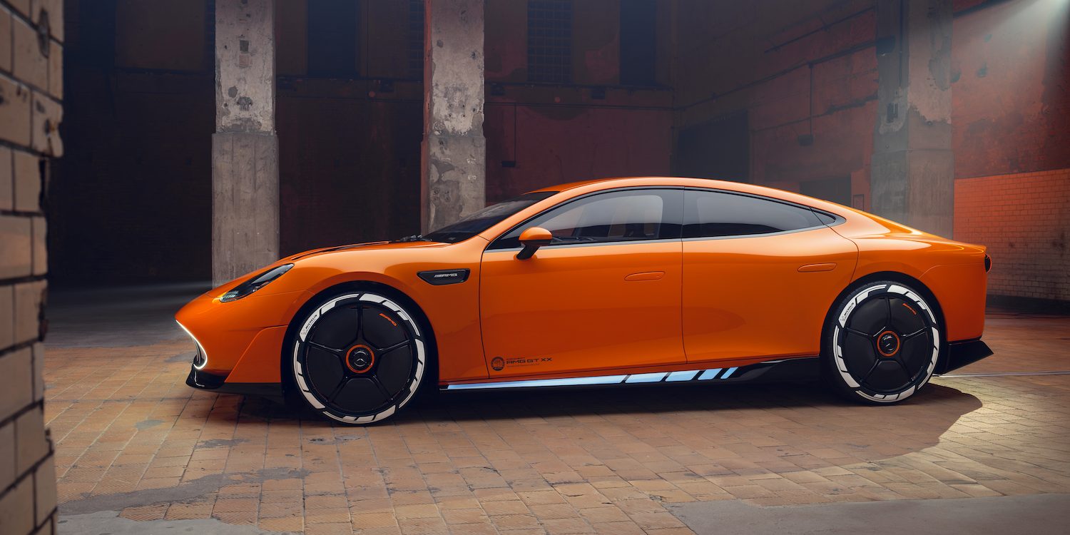 Mercedes-AMG CONCEPT AMG GT XX (image courtesy Mercedes)

Mercedes-AMG presents the CONCEPT AMG GT XX