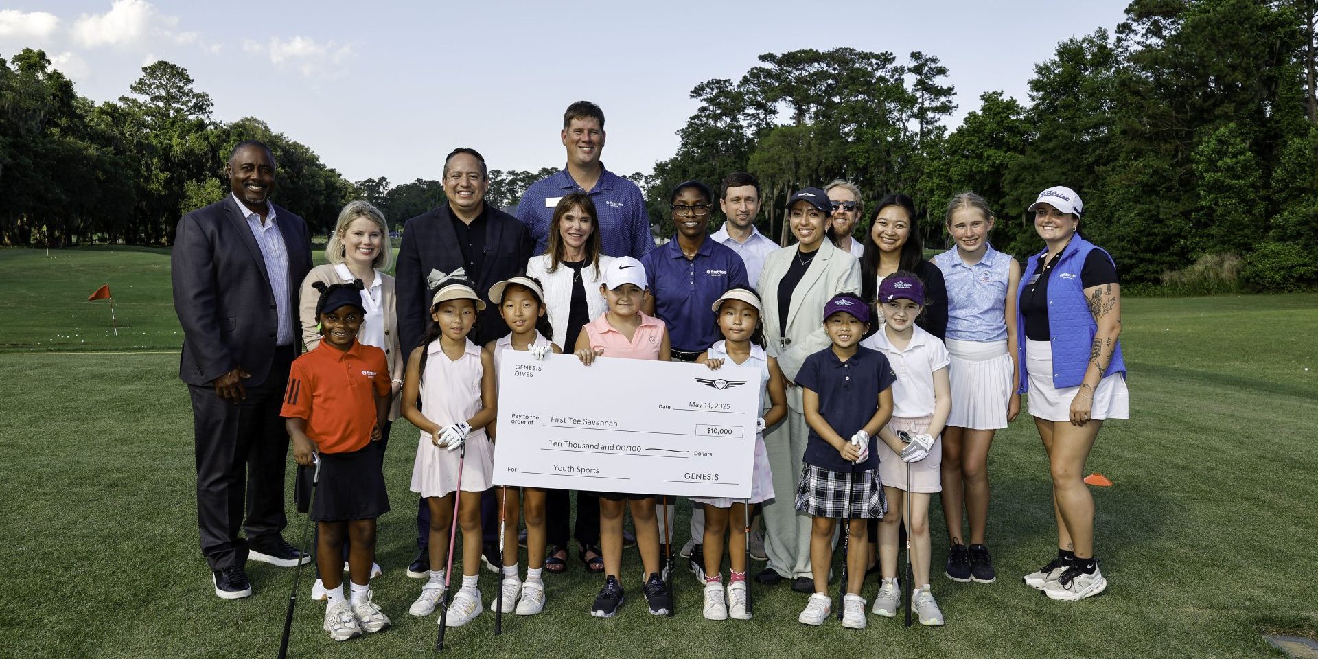 5381-GENESISANDGENESISINSPIRATIONFOUNDATIONCONTRIBUTE100000TOYOUTHSPORTSANDEDUCATIONINCOASTALGEORGIA Genesis and Genesis Inspiration Foundation Contribute $100,000 to Youth Sports and Education in Coastal Georgia (image courtesy Genesis)