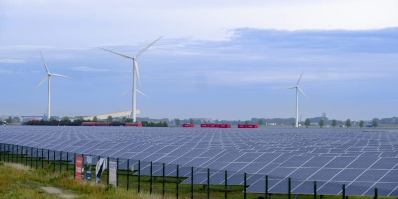 4 myths about green energy being pushed by GOP candidates