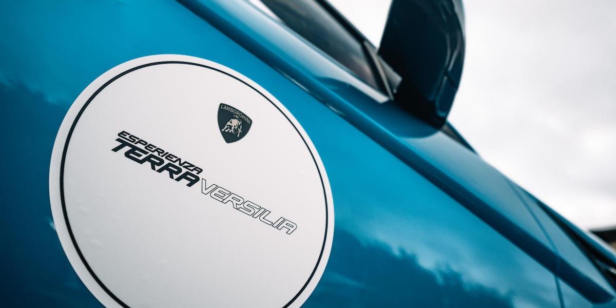 From Coastal Luxury to Marble Hills: Esperienza Terra Versilia (image courtesy Lamborghini)