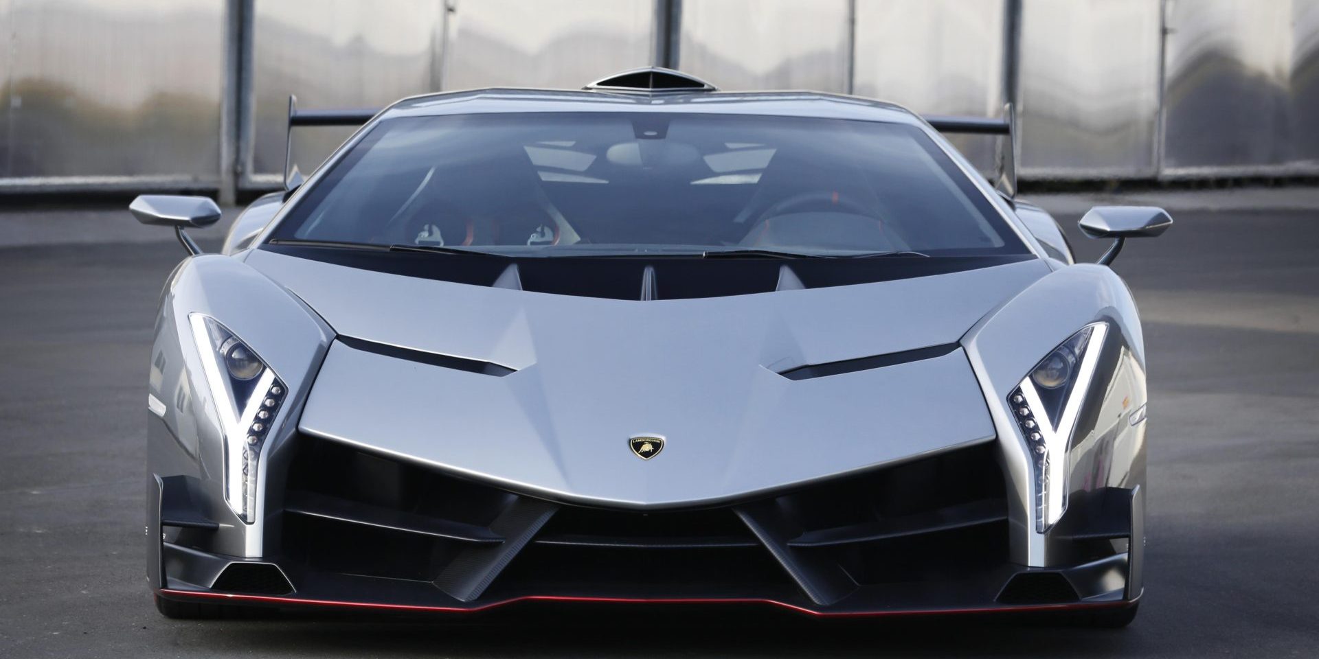 664284 Lamborghini Veneno (image courtesy Lamborghini)
