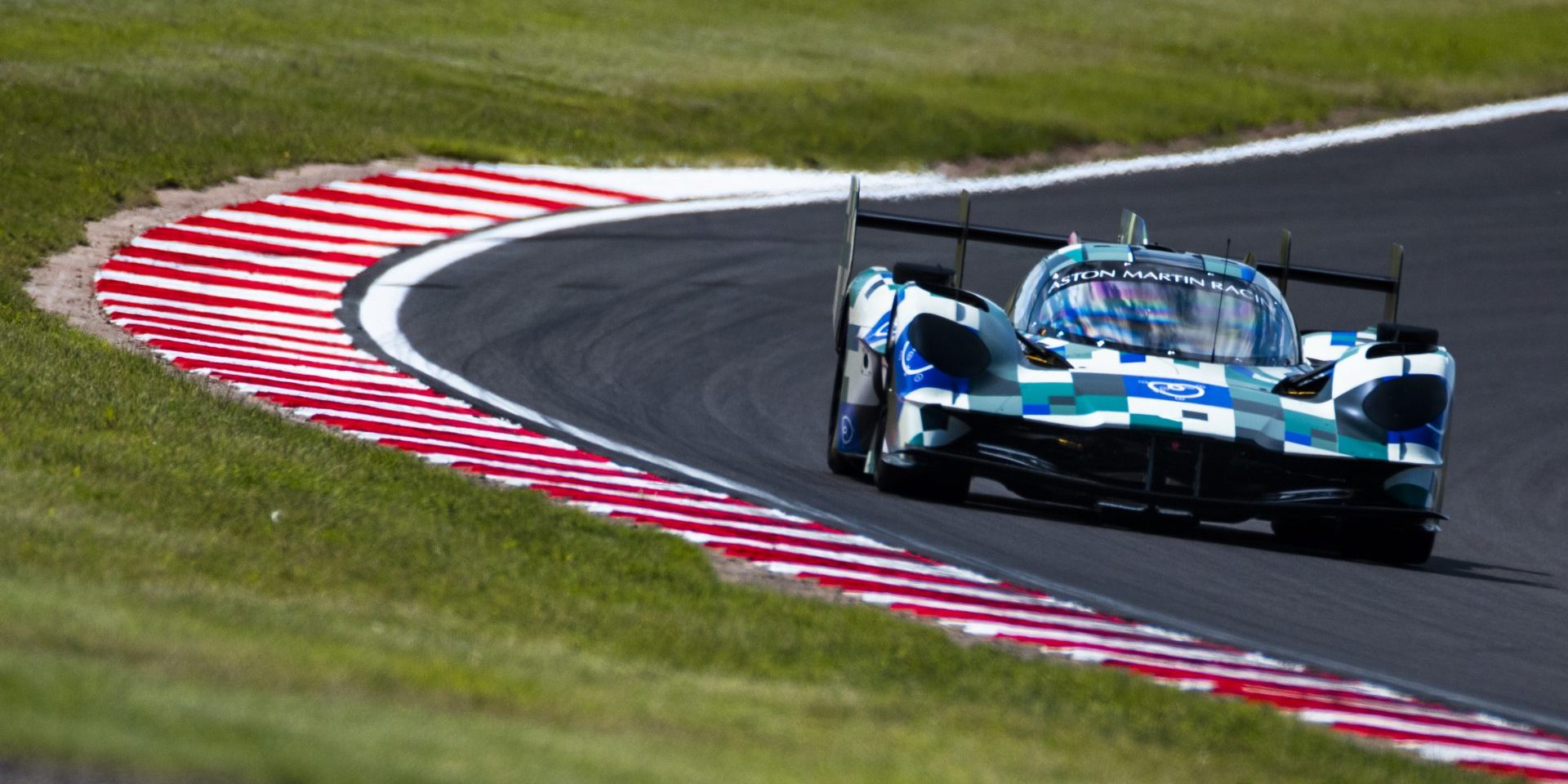 2024 Aston MArtin Valkyrie Testing
Donington, England
18h July 2024

Photo: Drew Gibson