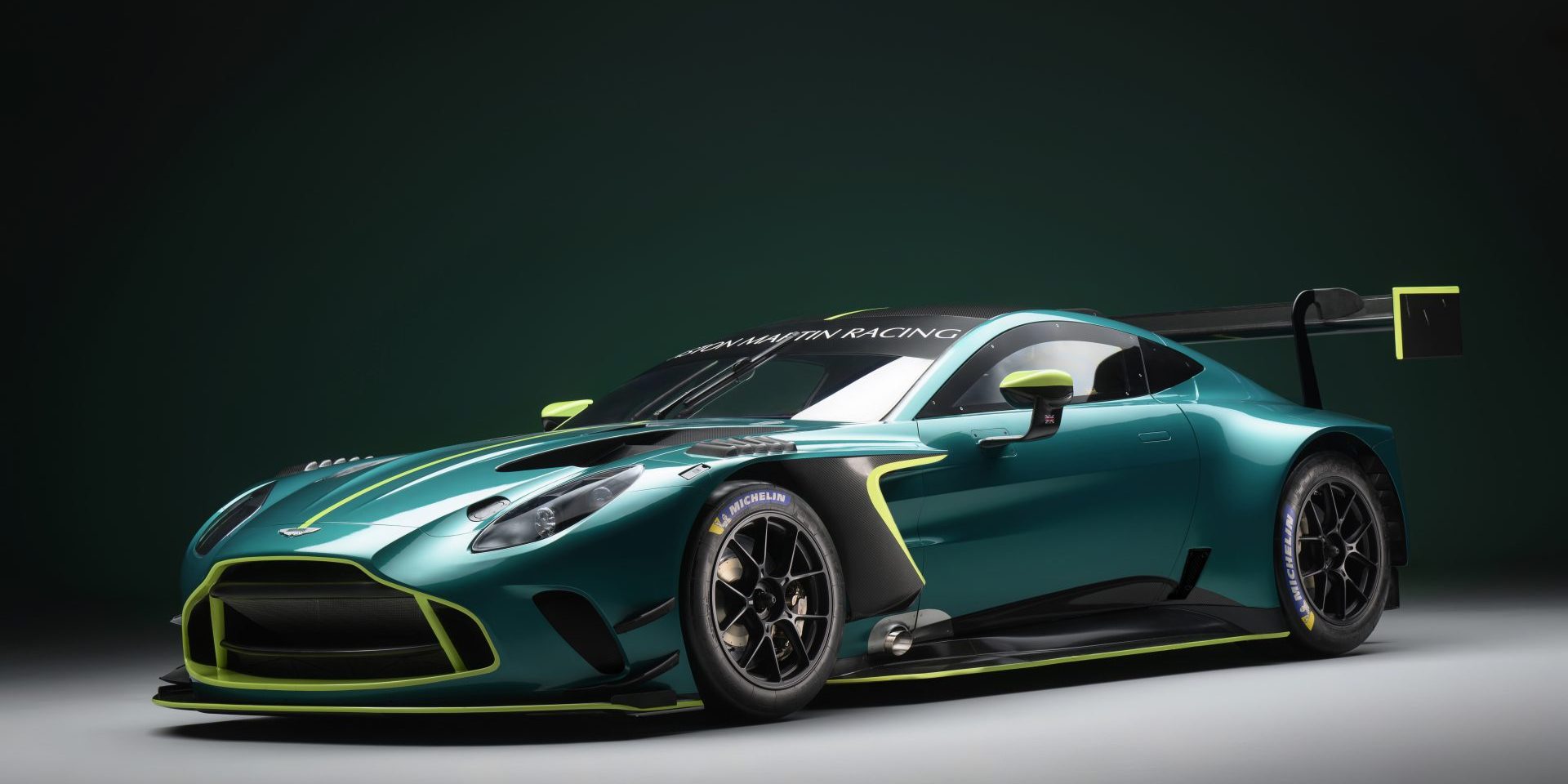 New Aston Martin Vantage GT3 to fight for glory on Nürburgring 24 Hours debut