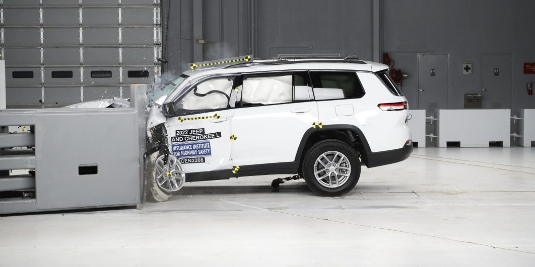 2023 Jeep Grand Cherokee, L earn IIHS Top Safety Pick+ nods