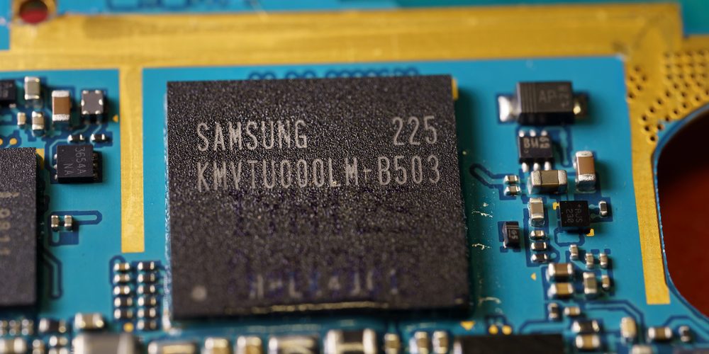Close-up of a Samsung microprocessor. — Photo by tbtb