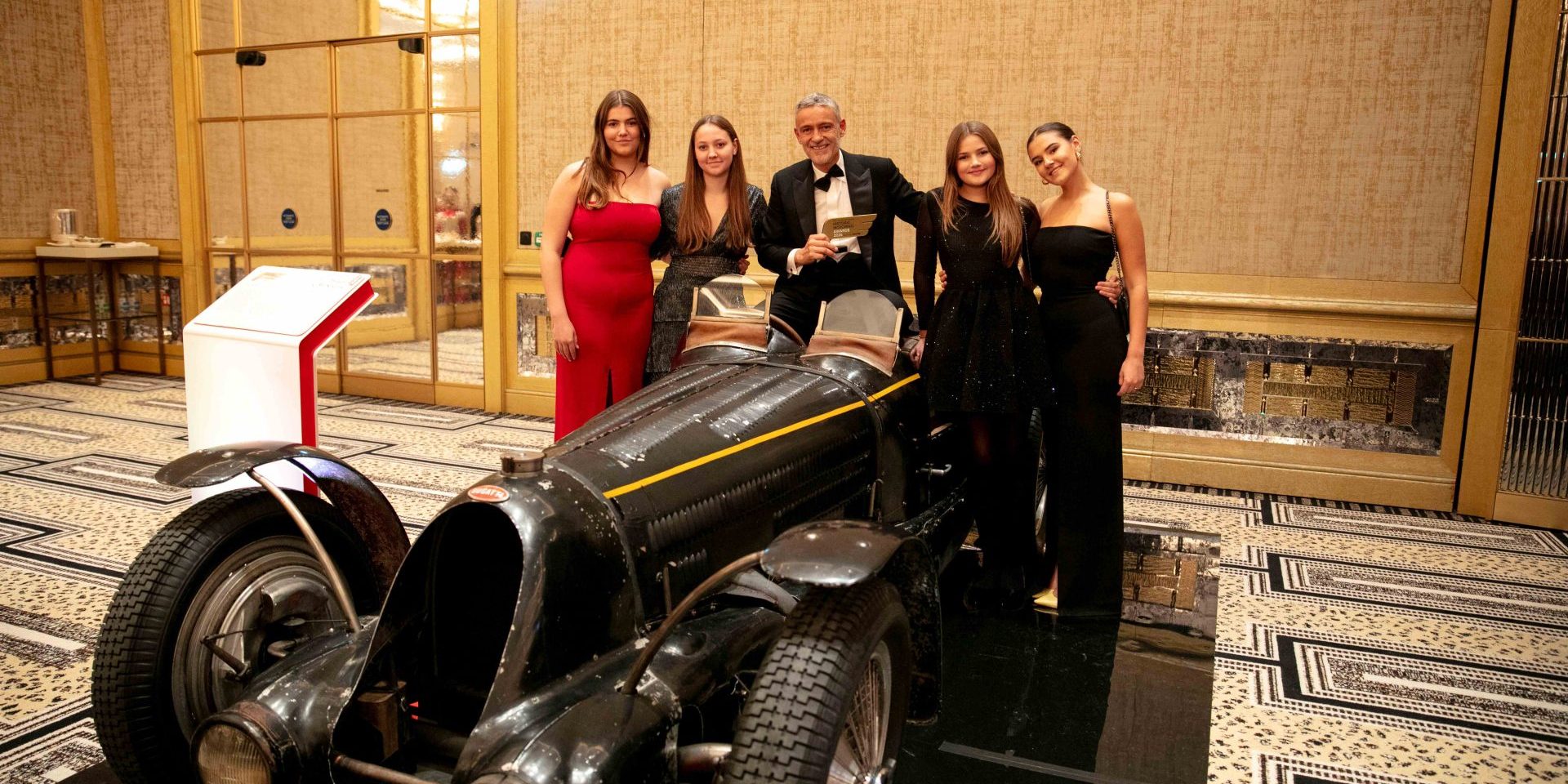 Fritz Burkard and daughters with the winning Bugatti