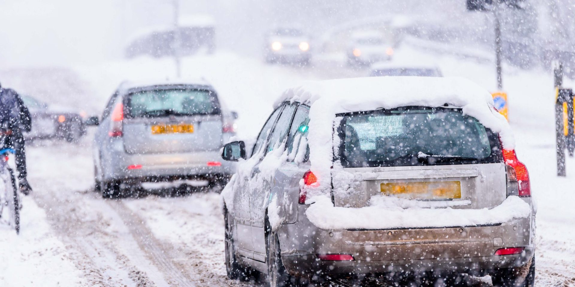 Driving in snow storm on British Road (image courtesy GEM)