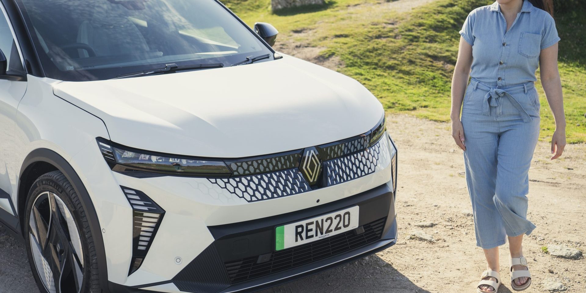 Renault and She’s Electric partner to inform and empower women to make the switch to driving electric