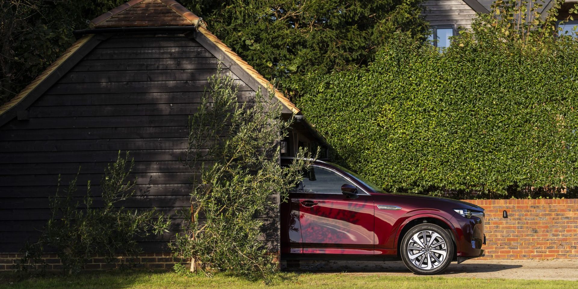 Mazda_CX-80_Artisan_Red_Diesel_Takumi-55