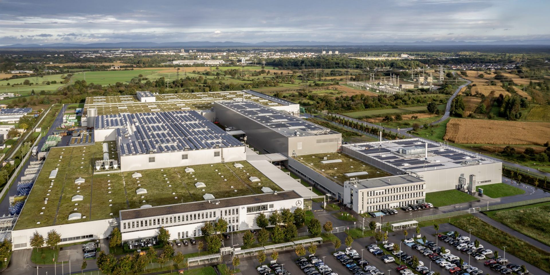 Mercedes-Benz Kuppenheim battery recycling factory (image courtesy Mercedes-Benz)