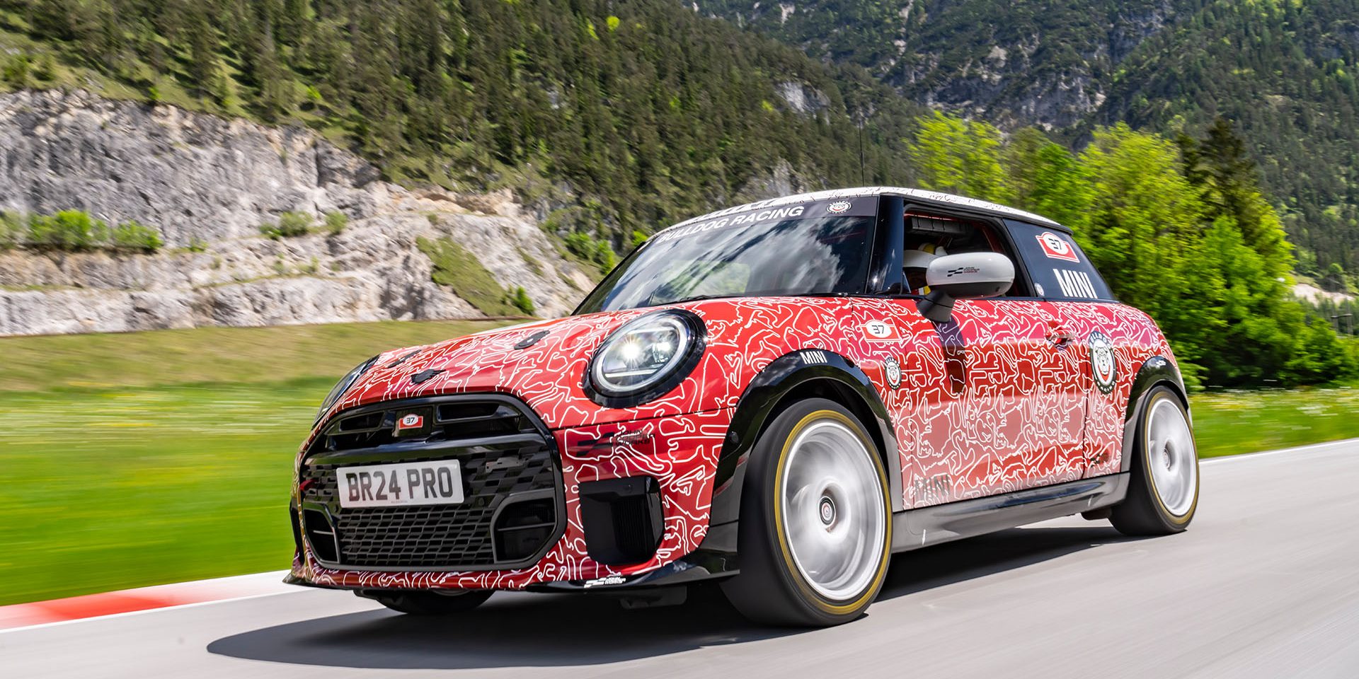 New MINI John Cooper Works to Debut at 24 Hours of Nürburgring Ahead of its World Premiere