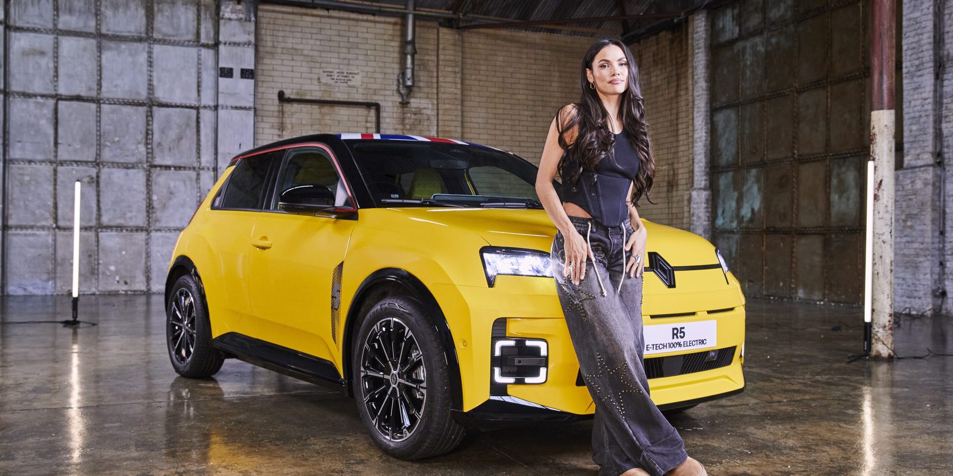 Iconic British R&B singer Sinéad Harnett records the first-ever track using a car, powered by the innovative Renault 5 E-Tech electric (image courtesy Renault)