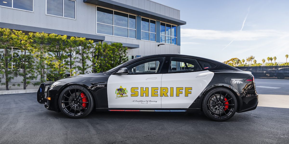 TeslaModelSPlaidLosAngelesSheriffDeptbyUP.FitUnpluggedPerformance3840pxImage(7)