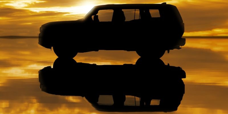 Toyota Land Cruiser teaser confirms connection to Lexus GX