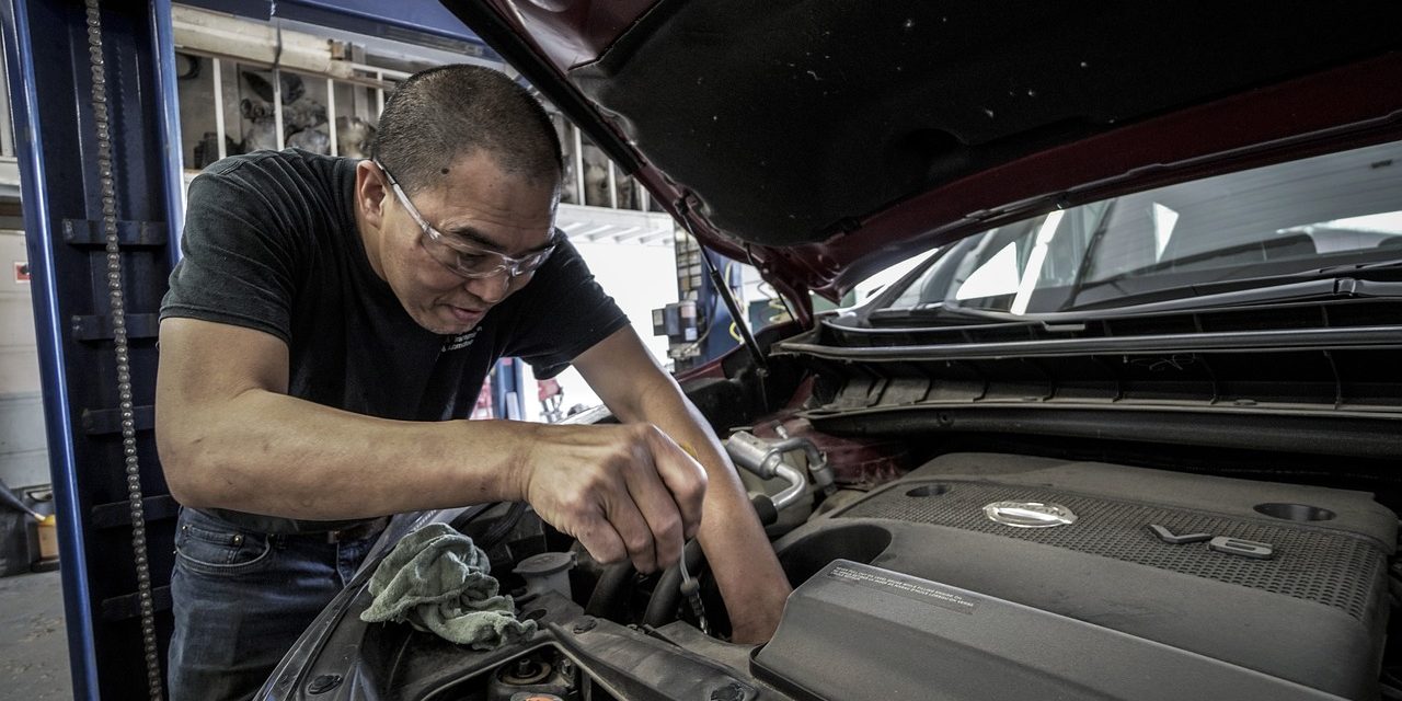 What Are The Basic Car Maintenance Tips