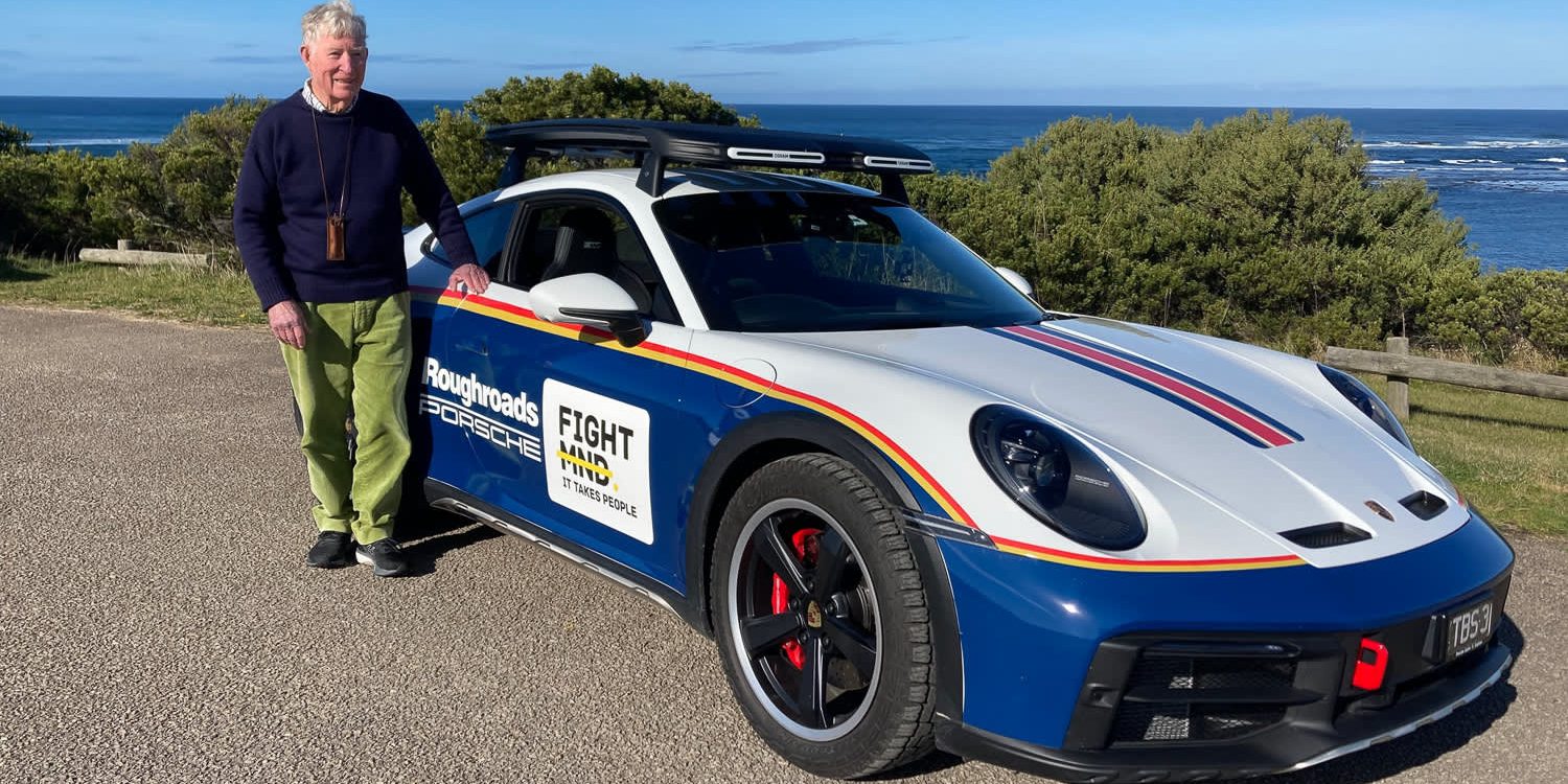 Porsche 911 Dakar crossing Australia’s Simpson Desert to raise money for charity