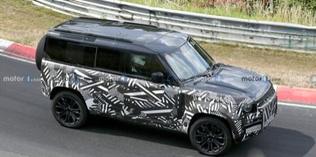 Land Rover Defender SVX Spied As Rugged Mercedes-AMG G63 Rival
