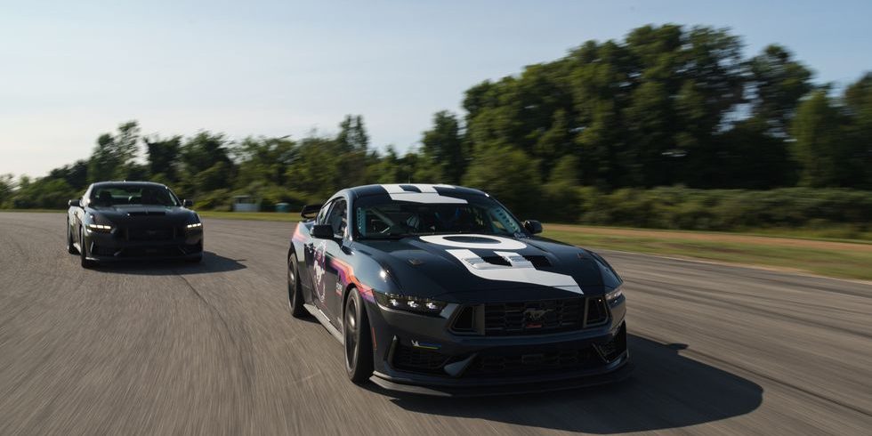 The Ford Mustang Dark Horse R Is a New Race Horse