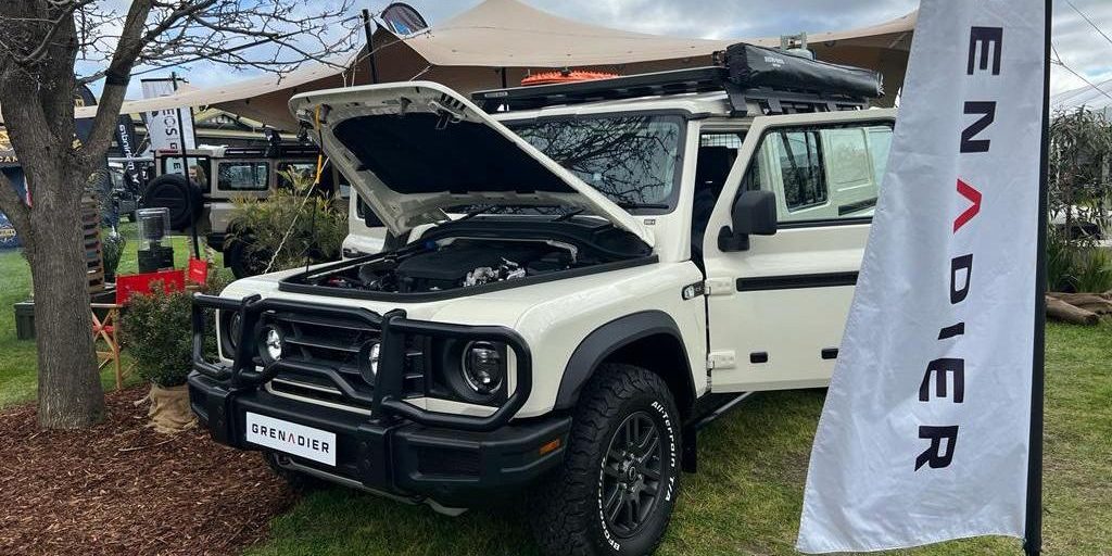 LandCruiser 70 supremacy under threat from Jimnys at 4×4 show