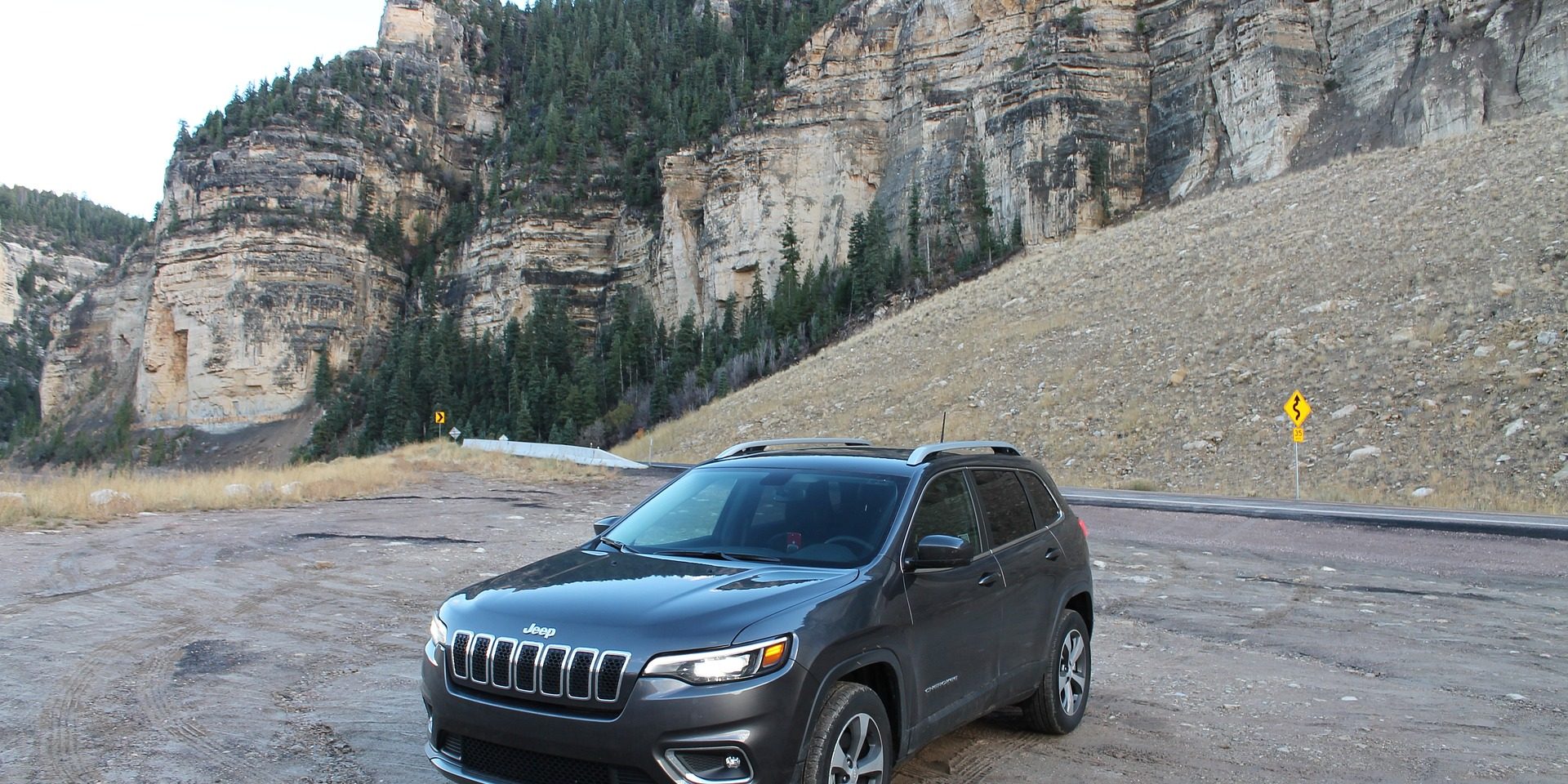Best SUVs for Long-Distance Travel