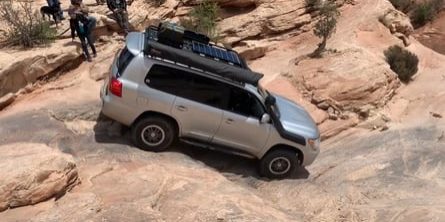 Watch Toyota Land Cruiser 200-Series Handle Rugged Moab Trails With Ease